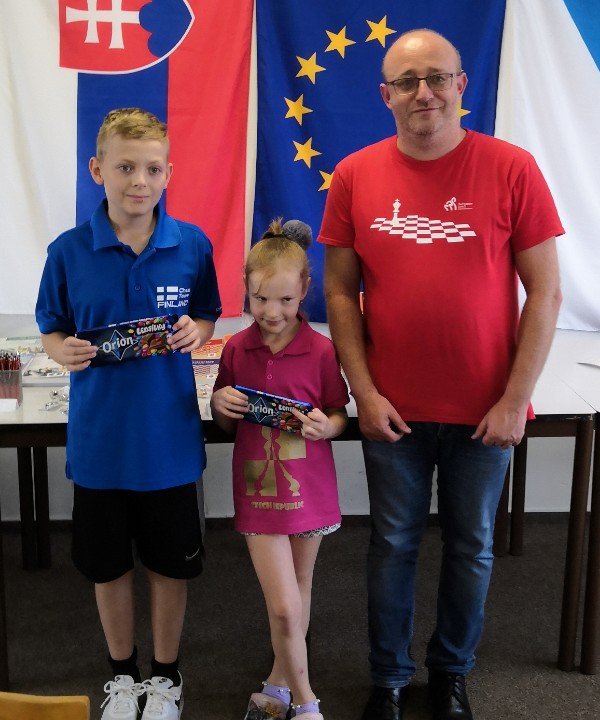 Aku Salonen sai 6-kierroksen pelistään kauneuspalkinnon U12 ikäsarjassa!